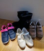 Schuhpaket Größe 31- 4 Paar Schuhe in gutem Zustand