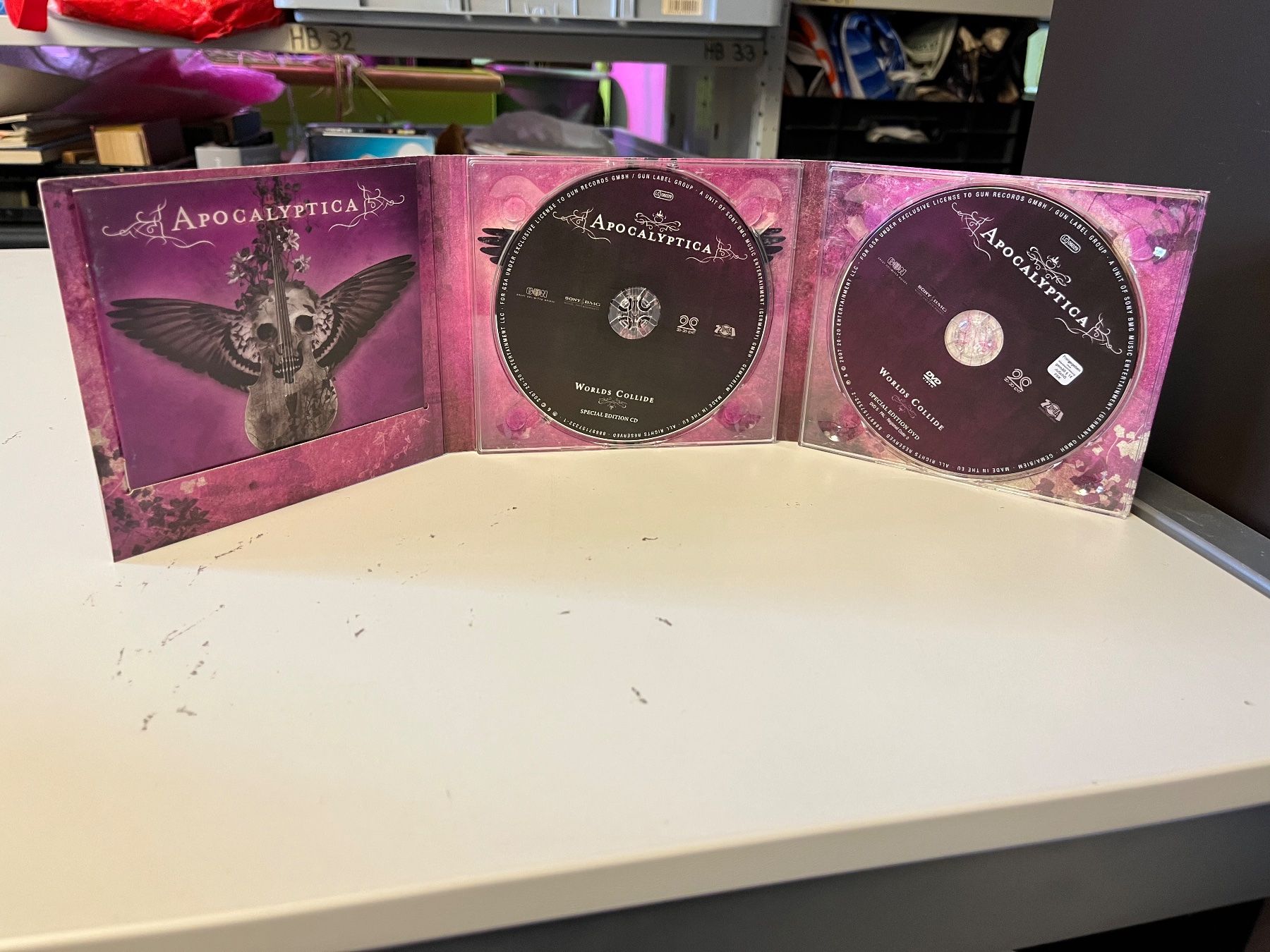 CD: Apocalyptica - Worlds Collide - CD+DVD - HJ41B – Usato da Küsnacht ZH venduto da hardrock.earth 2