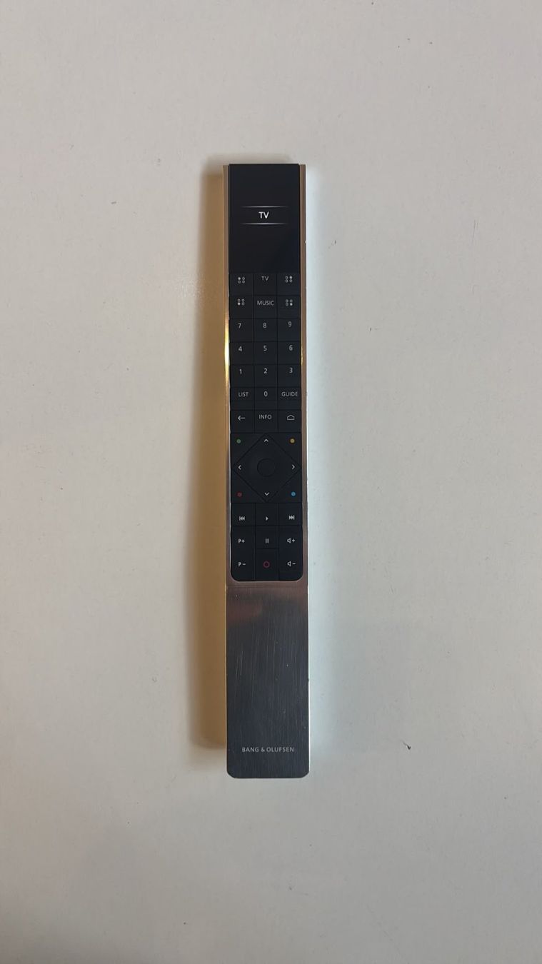 Bang & Olufsen Televisori: Beovision horizon 40 type:7980 + Wall Bracket – Usato da Bex venduto da 1_style 2