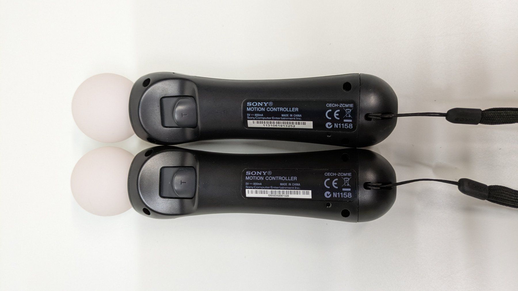 Sony Controller: 2 PlayStation Move Controller (VR) – Usato da Menziken venduto da mame18 1