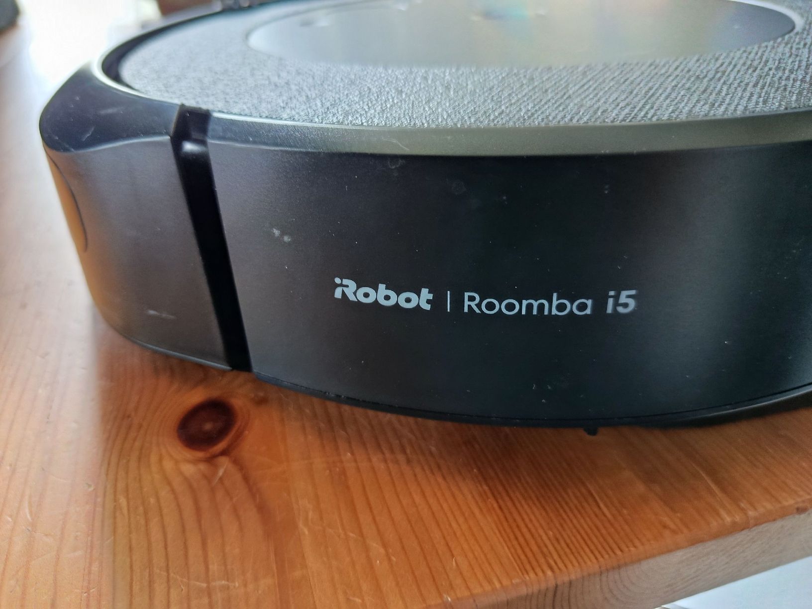 Irobot Aspirapolveri & Accessori: iRobot Roomba i5 Saugroboter inkl Absaugstation – Usato da Gerlafingen venduto da JessicaBruppacher