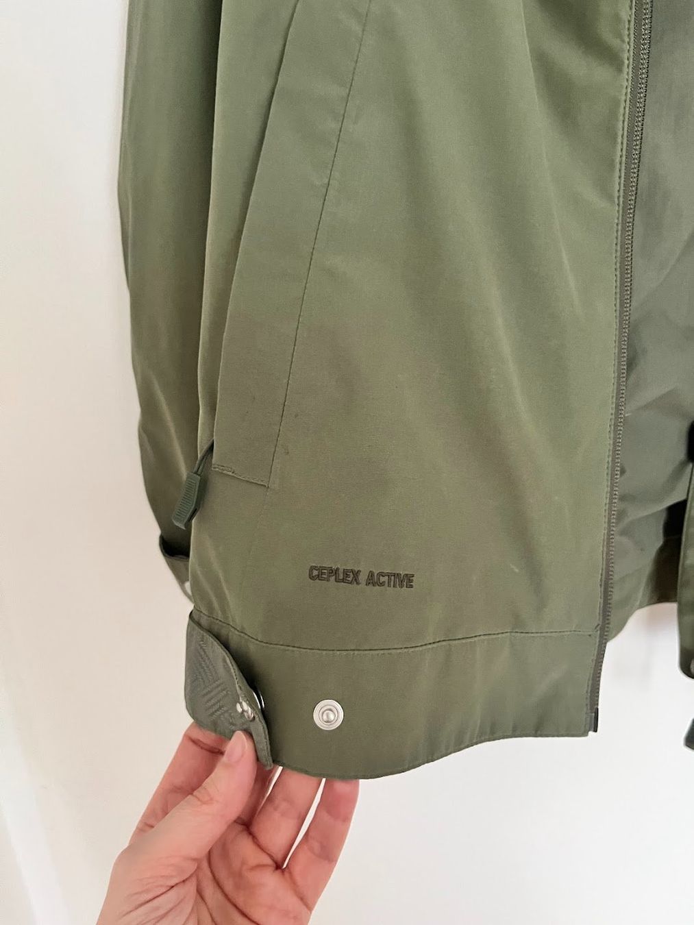 Vaude Giacche: Vaude Damen Velojacke wasserdicht – Usato da Kilchberg ZH venduto da sentiera 2