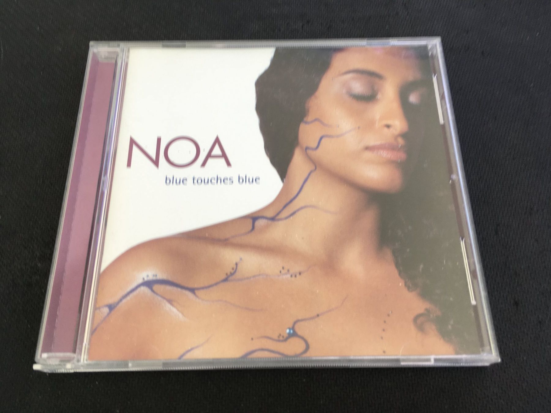 CD: Noa - Blue touches blue -CD- – Usato da St.Gallen venduto da MedienJoe