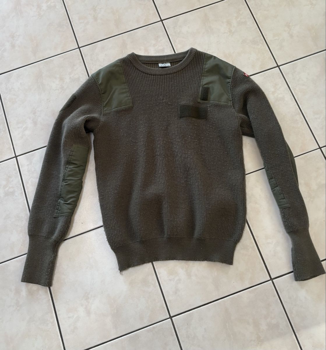 Schweizer Armee Maglioni & Felpe: Pull armée Suisse instructeur – Usato da Autigny venduto da Irochmaiden33