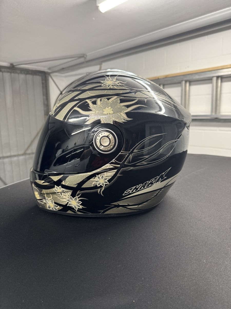 Casques & visières: Shark – Neuf (Voir description) à Niedergösgen par Locos_99 1