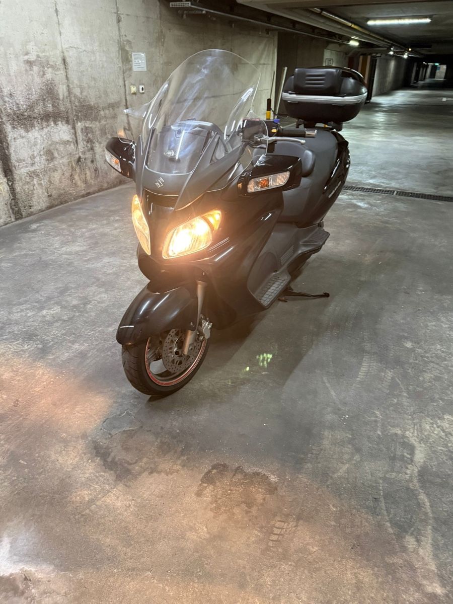 Suzuki Scooter: Scooter Suzuki Burgman AN650A – Usato da Figino venduto da Ferrari58 5