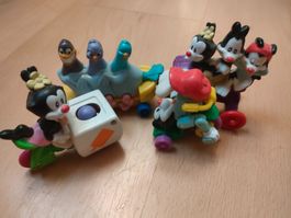 Lot 8 - Jouets TOONS MC DONALD Happy Meal 1991-1996