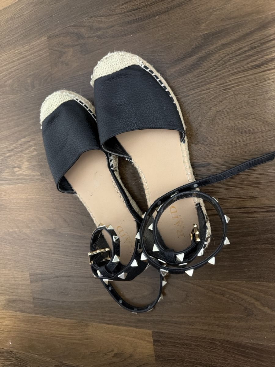 Scarpe da donna: Damenschuhe Espadrilles schwarz Grösse 36 – Usato da Pratteln venduto da sarax3.-