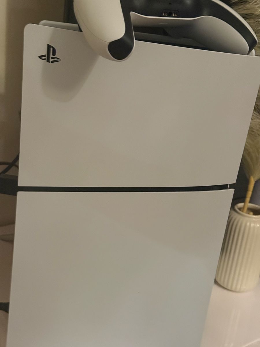 Logitech Konsolen: PS5 – Neu (gemäss Beschreibung) aus burgdorf von nyagiomweri 1