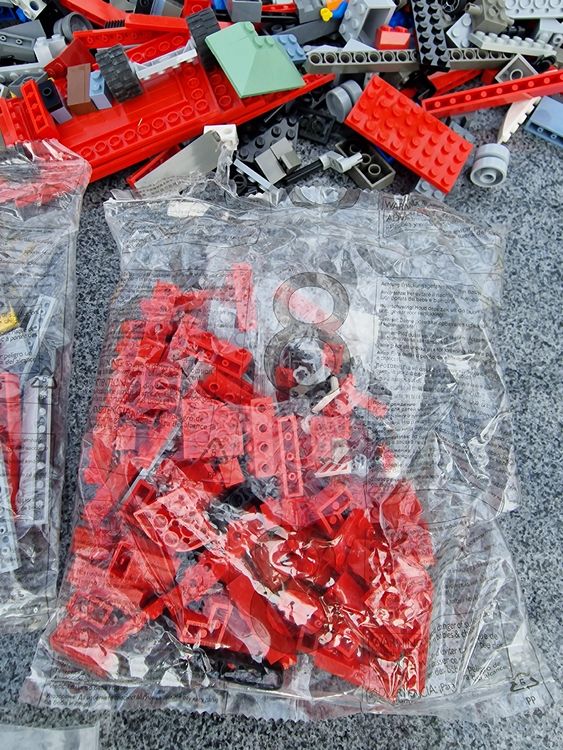 Lego Scuderia Ferrari Truck 8654 7