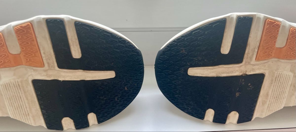 On Damenschuhe: ON Cloudrunner 2 W (37.5) – Gebraucht aus Zürich von Raphael1974 4