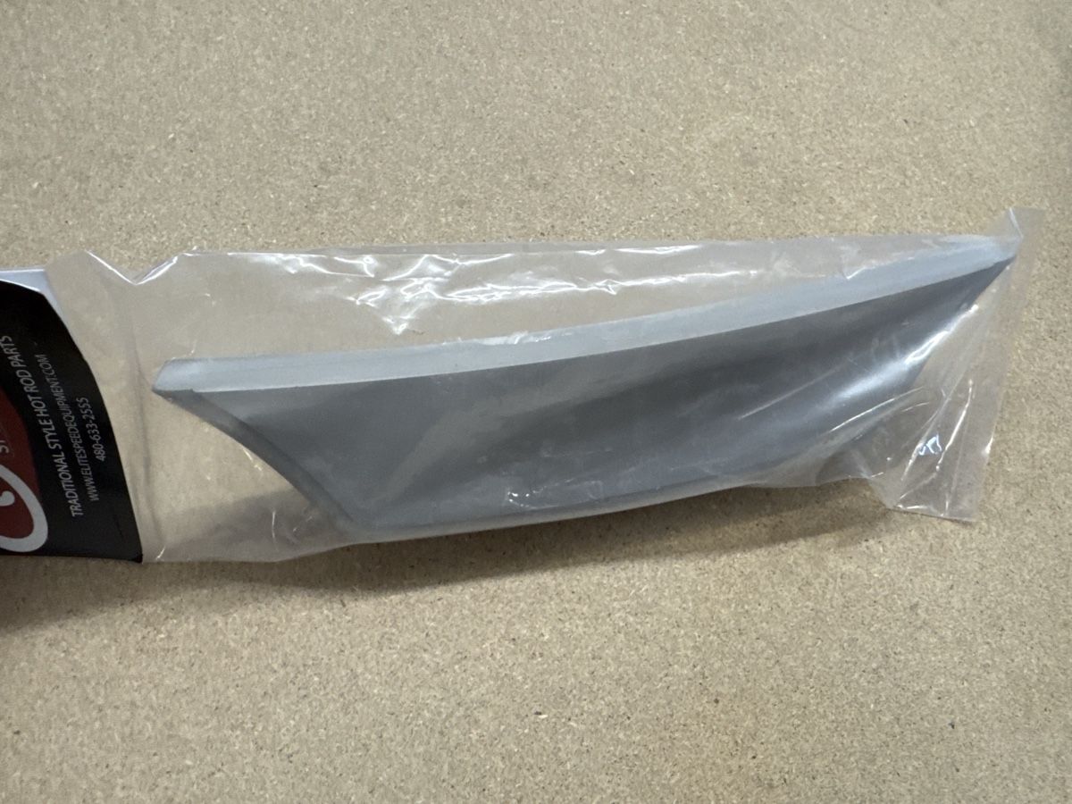 Ford Accessori per altri veicoli: 1932 Ford 5w Coupe - under dash panel - Neu und Original! – Nuovo e nell'imballaggio originale da Winterberg ZH venduto da Motti5 2