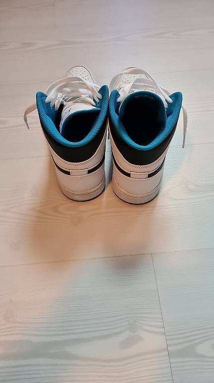 Herrenschuhe: Jordan 1 Laser Blue – Gebraucht aus Ruppoldsried von levgeni91 1