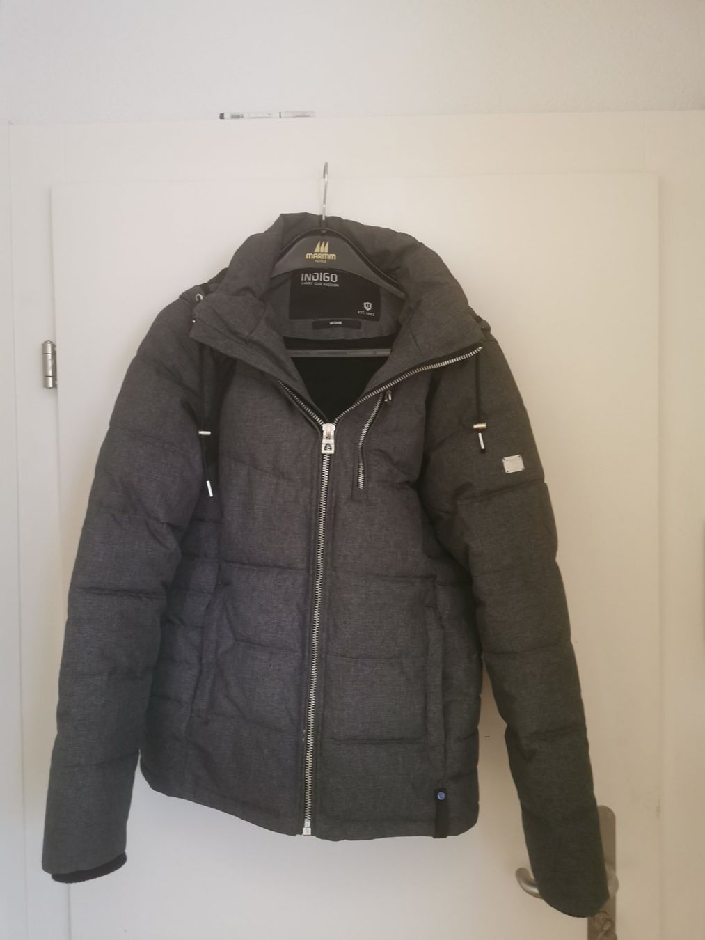 Jacken: Warme Indigo Winterjacke M anthrazit inkl. Versand – Gebraucht aus Chiasso von Kaktus9 8