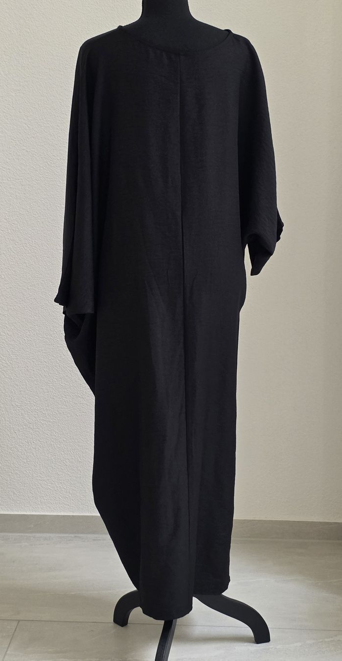 Robes: Kleid schwarz Oversize mit Stretchanteil Gr.1 size – Neuf (Voir description) à Rheinsulz par Gilea 3