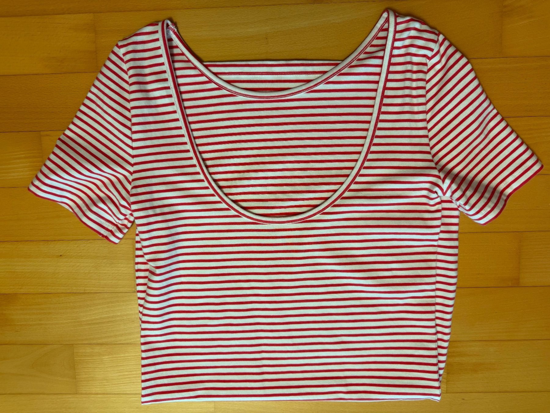 Only Kleider: Tricot Kleid von Only rotweiss gestreift 164 oder 34 – Gebraucht aus Wallbach von 10merlin 1