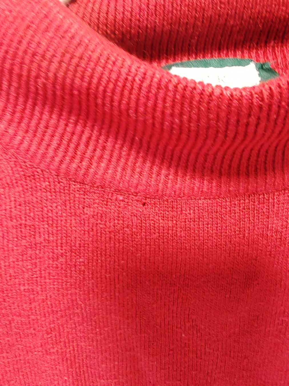 Maglioni & Felpe: Roter Strickpullover von Charles Vögele, Grösse M, – Usato da Untervaz venduto da DoniWii1985 1