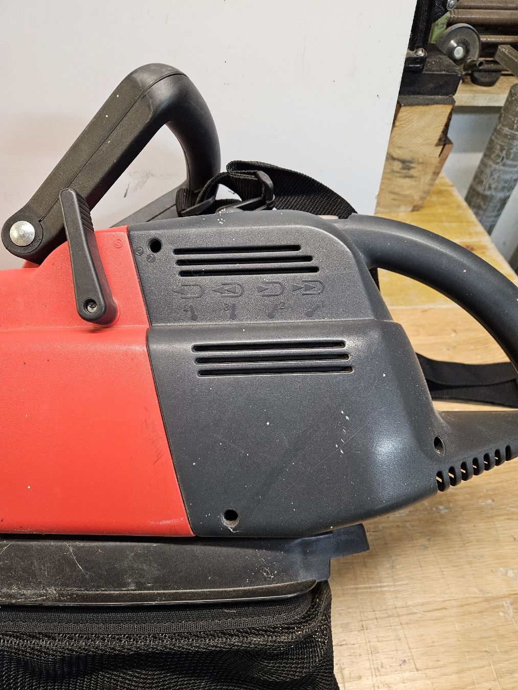 Soffiatori & Aspiratori per foglie: Laubblaser und Sauger Starmix – Usato da Volketswil venduto da Kanurivo 1