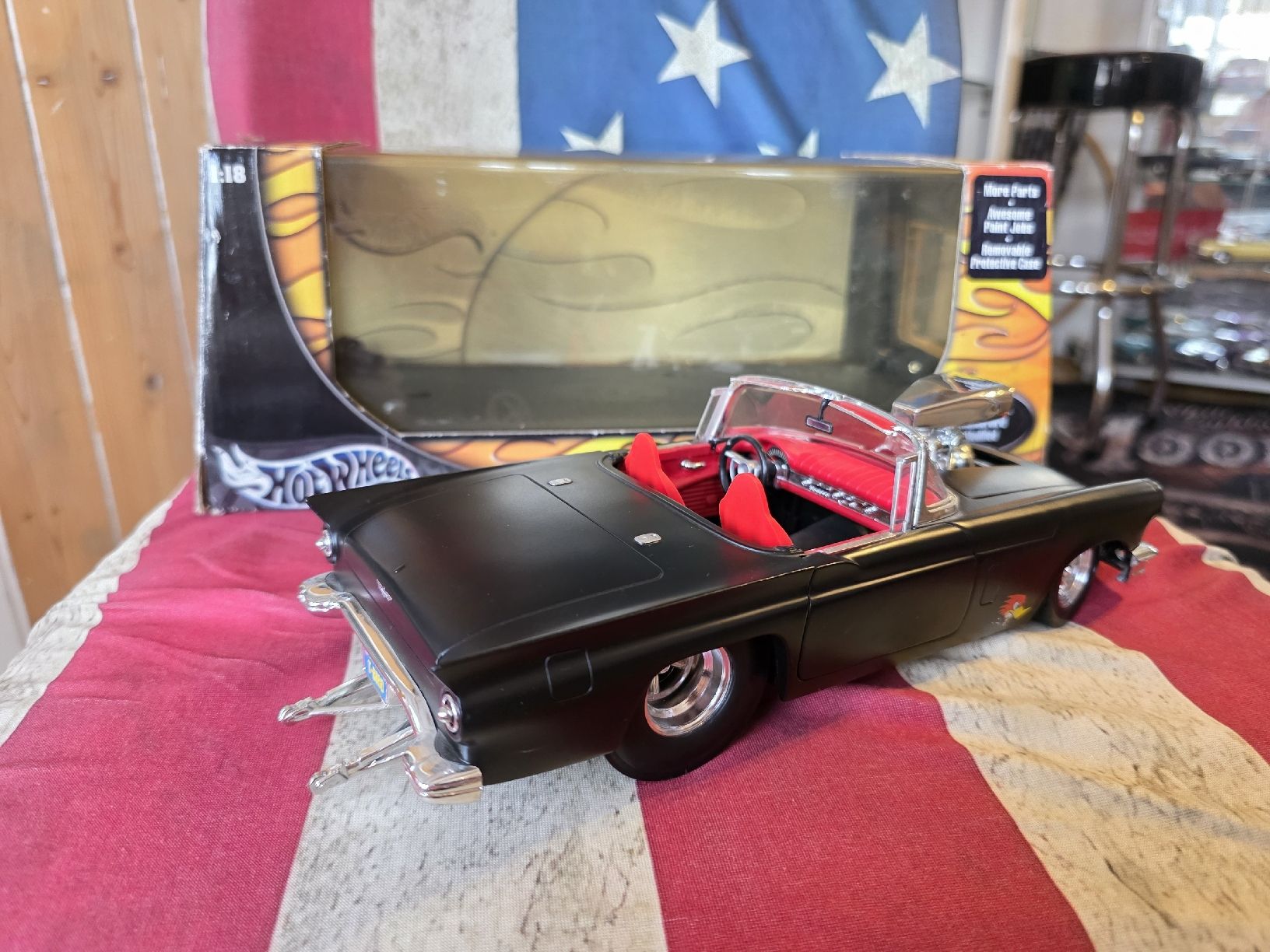 Hot Wheels Voitures modèles: 57'Pro Street Thunderbird Modified 1:18 – D'occasion à Goldingen par Muscle_Cars84 5