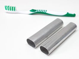 Zahnbürstendose aus Aluminium - Boîte à brosse à dents alu