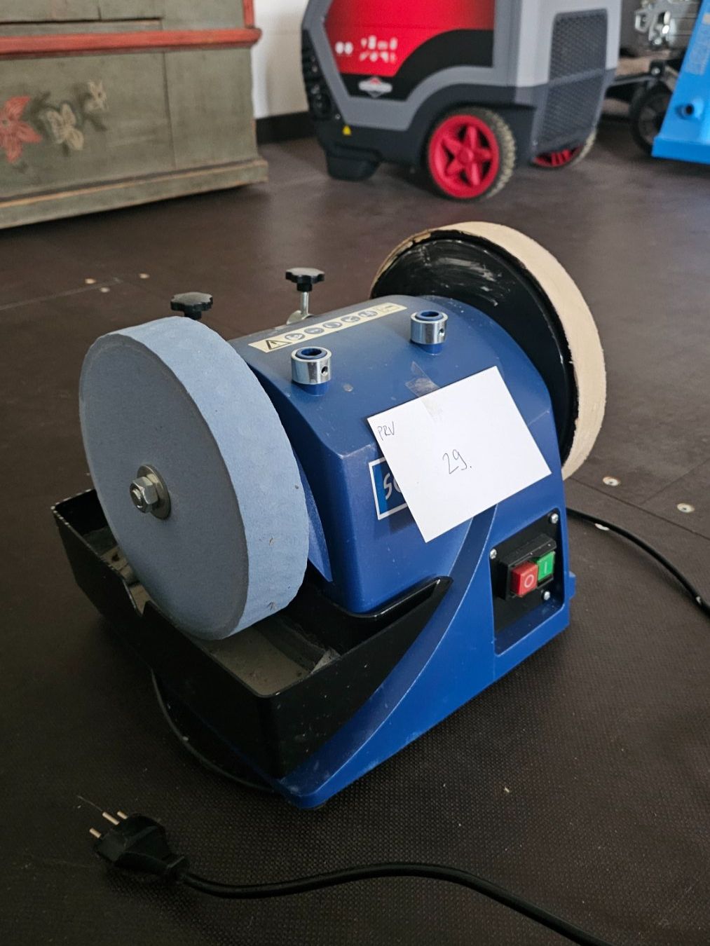 Scheppach Schleifen & Polieren: Nass/Schleifmaschine SCHEPPACH TIGER 2000S – Gebraucht aus Diessenhofen von Osio 1
