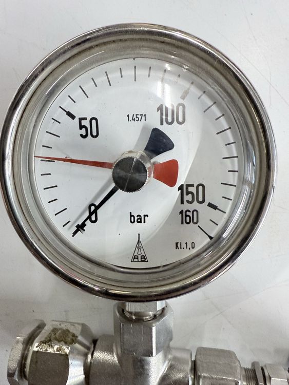 Hochdruck-Manometer-Einheit mit Ventilblock – Edelstahl – bi (Gebraucht ...
