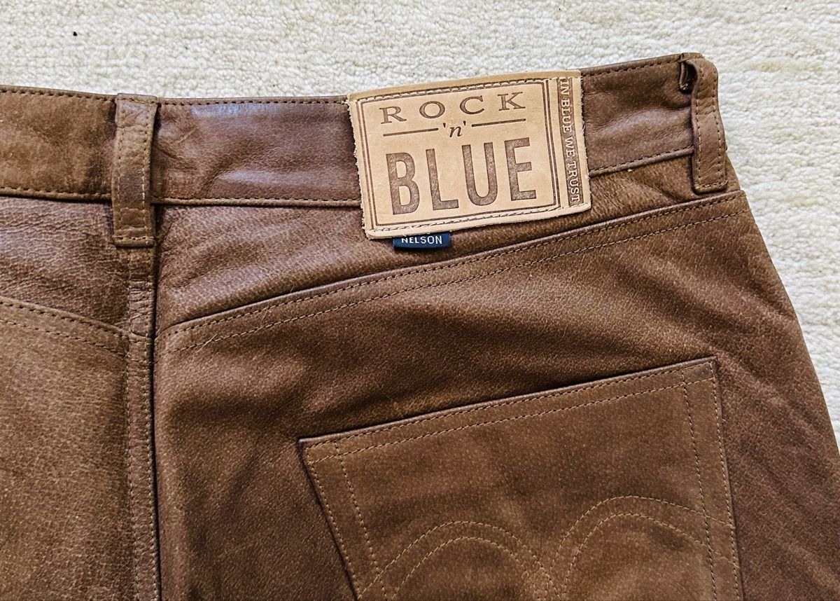 Pantaloni: Lederhose – Usato da Basel venduto da rea_y662 1