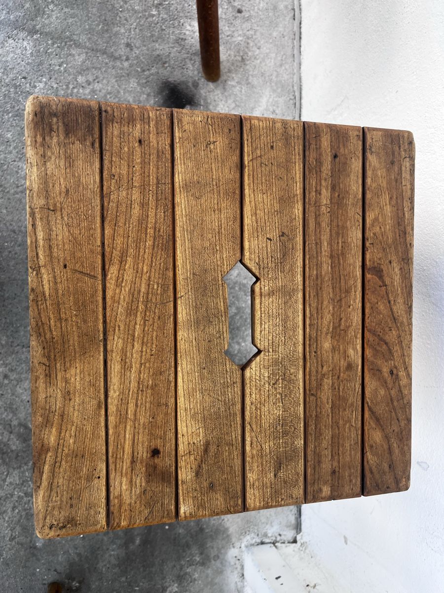 Sgabelli: Vintage Holz Hocker  – Usato da Bern venduto da fotolog111 4
