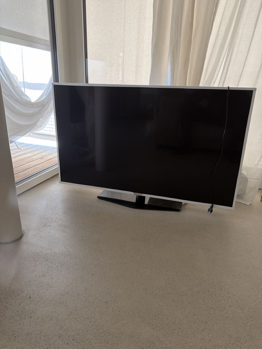 Appareils TV: Philips 55PUS6162/12. – D'occasion à Zürich par Michiboy7