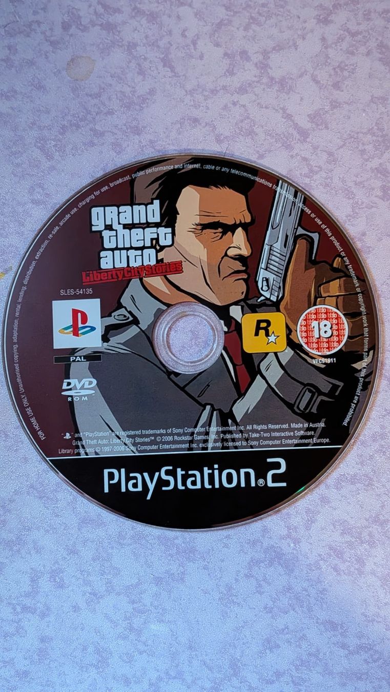 Console Sony PlayStation 2 avec trois manettes et des jeux (Gebraucht ...