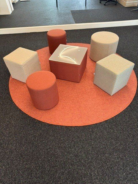 Divani: Lounge-Set 7-teilig | Design Sitzgruppe mit Glastisch | Neu – Nuovo (secondo la descrizione) da Münchenstein venduto da VBDflorenz 1