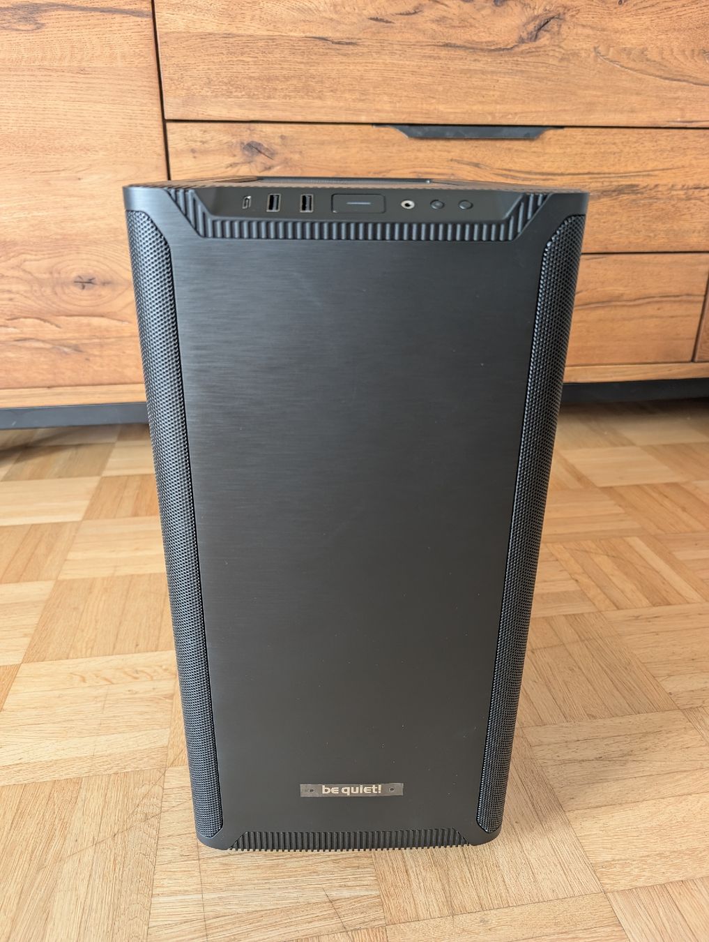 beQuiet! Boîtiers: be quiet! PC-Gehäuse Pure Base 501 ATX – Neuf (Voir description) à Buchs ZH par rol_tn8h