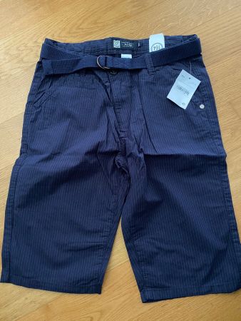 Kurze Hose NEU 164
