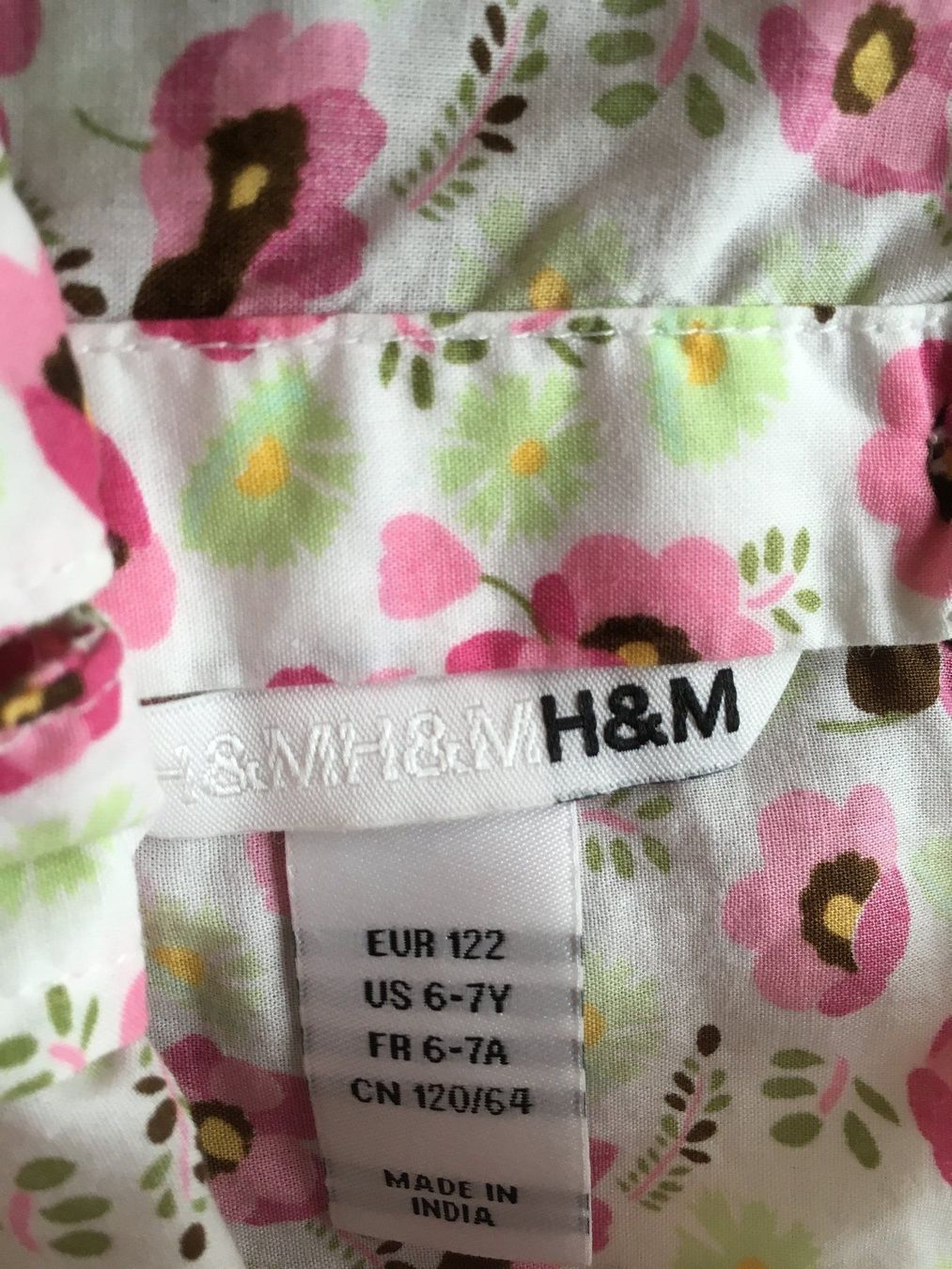 H&M Blusen, T-Shirts & Tops: Sommerbluse von H&M, Gr. 122 – Gebraucht aus Gossau ZH von Roli1 1