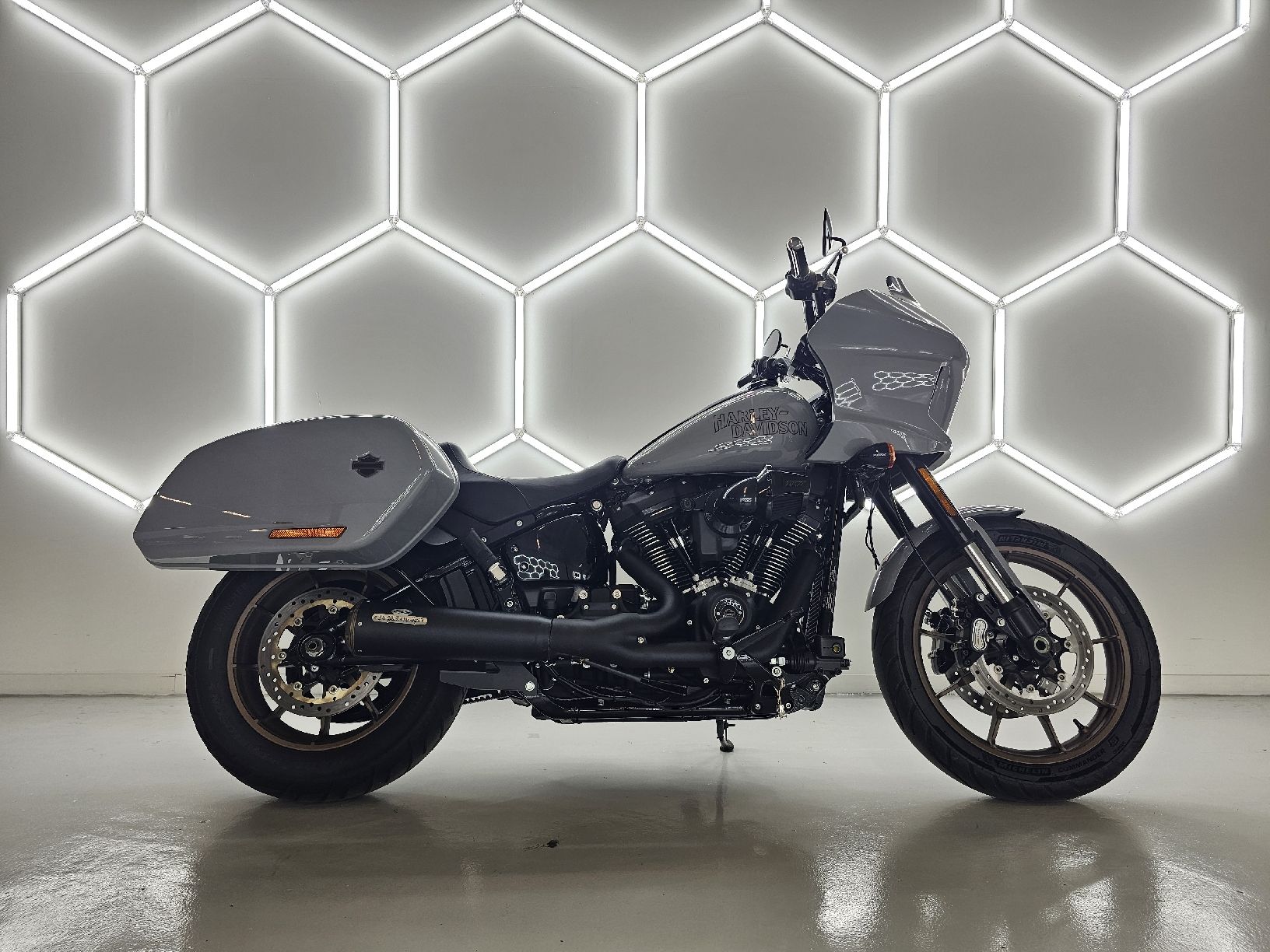 Harley-Davidson Chopper: Harley-Davidson FXRST – Nuovo (secondo la descrizione) da Winterthur venduto da JaskoSa