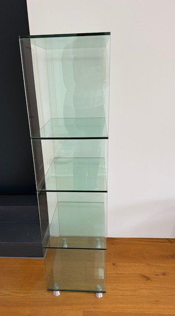 Vitrinen: Vitrine d'exposition en verre épais – Gebraucht aus Perroy von Pap_r8qm