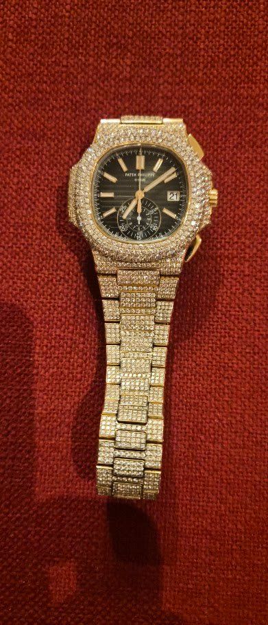 Patek Philippe Orologi: Patek Philippe Nautilus – Usato da Luzern venduto da Womeninred 1