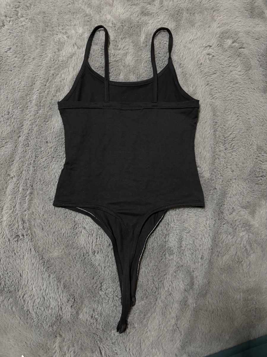 Top: Missguided Black Body – Nuovo (secondo la descrizione) da Wichtrach venduto da Re_Fit 1