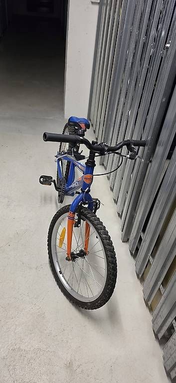 Velos: Verkaufe Kinderfahrrad - Ideal für kleine Radsportler! – Gebraucht aus  von