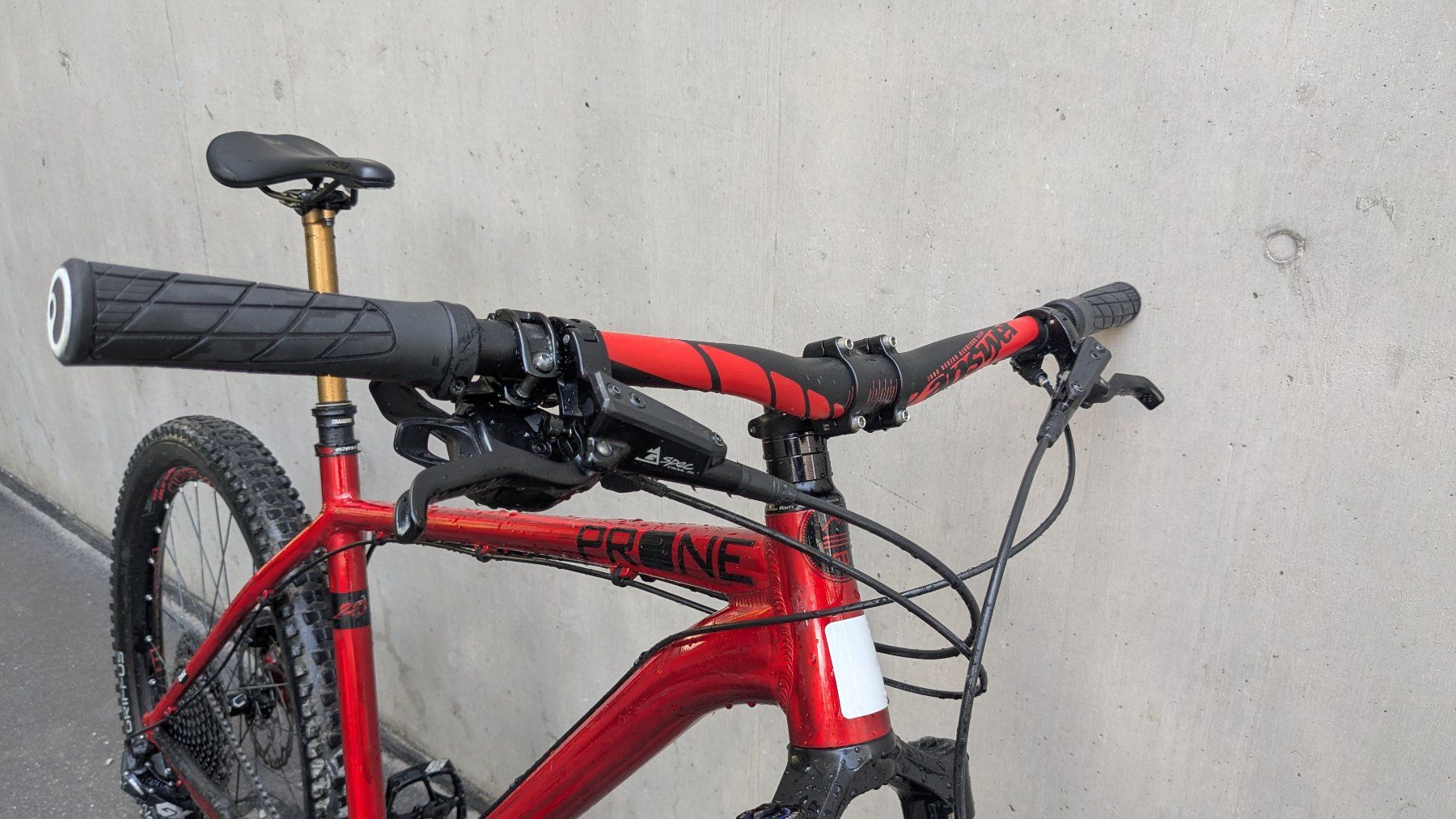 Velos: Octane One Prone Enduro/Trail Hardtail L mit RockShox Pike – Gebraucht aus Zürich von cvirlou 2