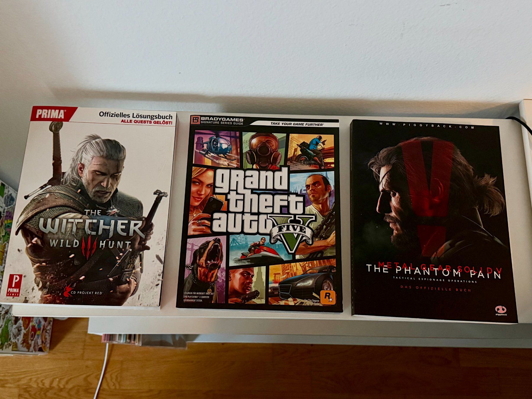 Livres: Strategy Guide Bundle (deutsch) – D'occasion à Zürich par NerdLoot 1