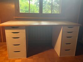 Schreibtisch mit 2 Containern – praktisch & schlicht