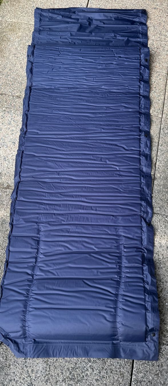 Gonser Materassi: Gonser Campingmatte – Usato da Auenstein venduto da moin.