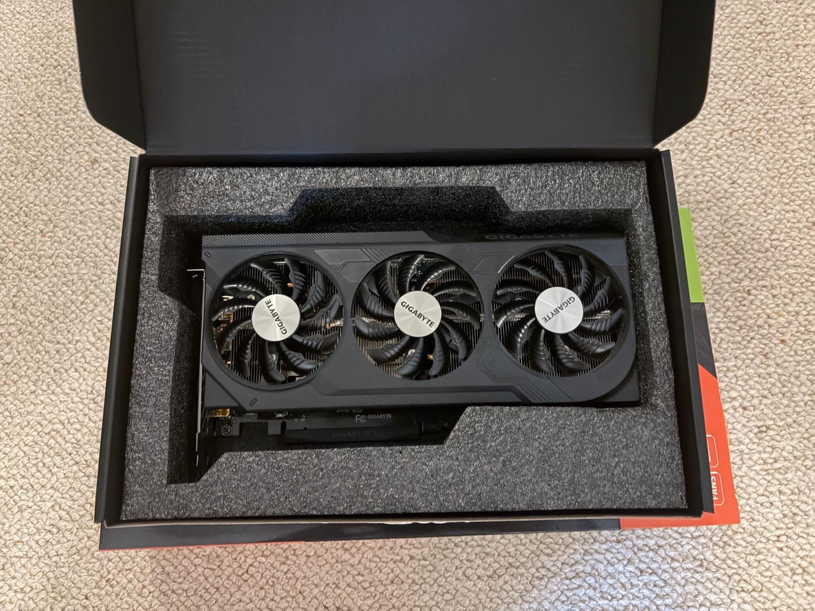 Gigabyte Grafikkarten: Gigabyte GeForce RTX 4070 Winforce OC 12G – Gebraucht aus Ennetbaden von eiseschkeis 2
