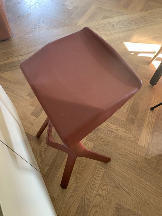 Barhocker MIURA von Plank - Design Konstantin Grcic - Rot | Kaufen auf ...