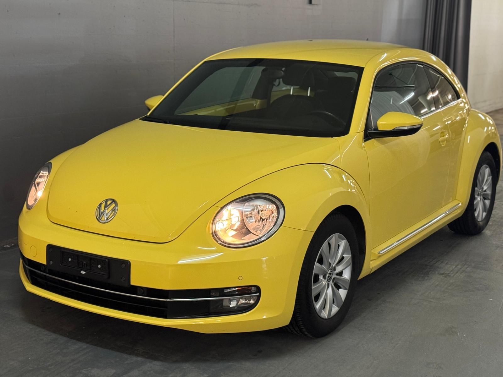 VW : VW Beetle 1.2 TSI gelb – Gebraucht aus Busswil TG von Oais0