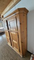 Antiker Bauernschrank