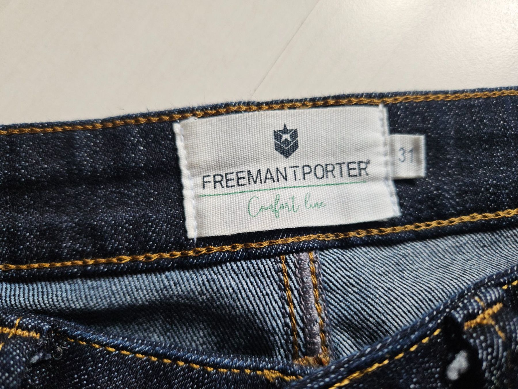 Freeman T. Porter Jeans: Freeman T. Porter Jeans, Slim, Gr. 31 – Usato da Urdorf venduto da Colina 1