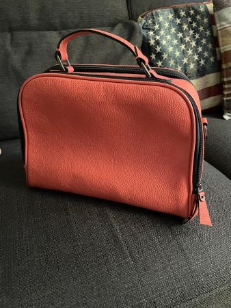Borsa color salmone con tracolla nuova