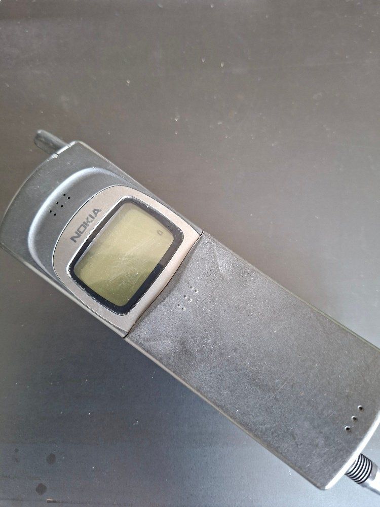 Nokia Telefoni cellulari / Smartphones: Nokia 8110 – Usato da Zürich venduto da Zamo01 1